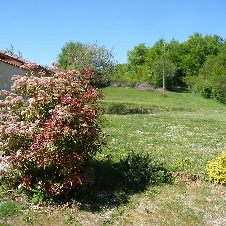 Bed and Breakfast Les Tuileries Ponteyraud Exterior foto