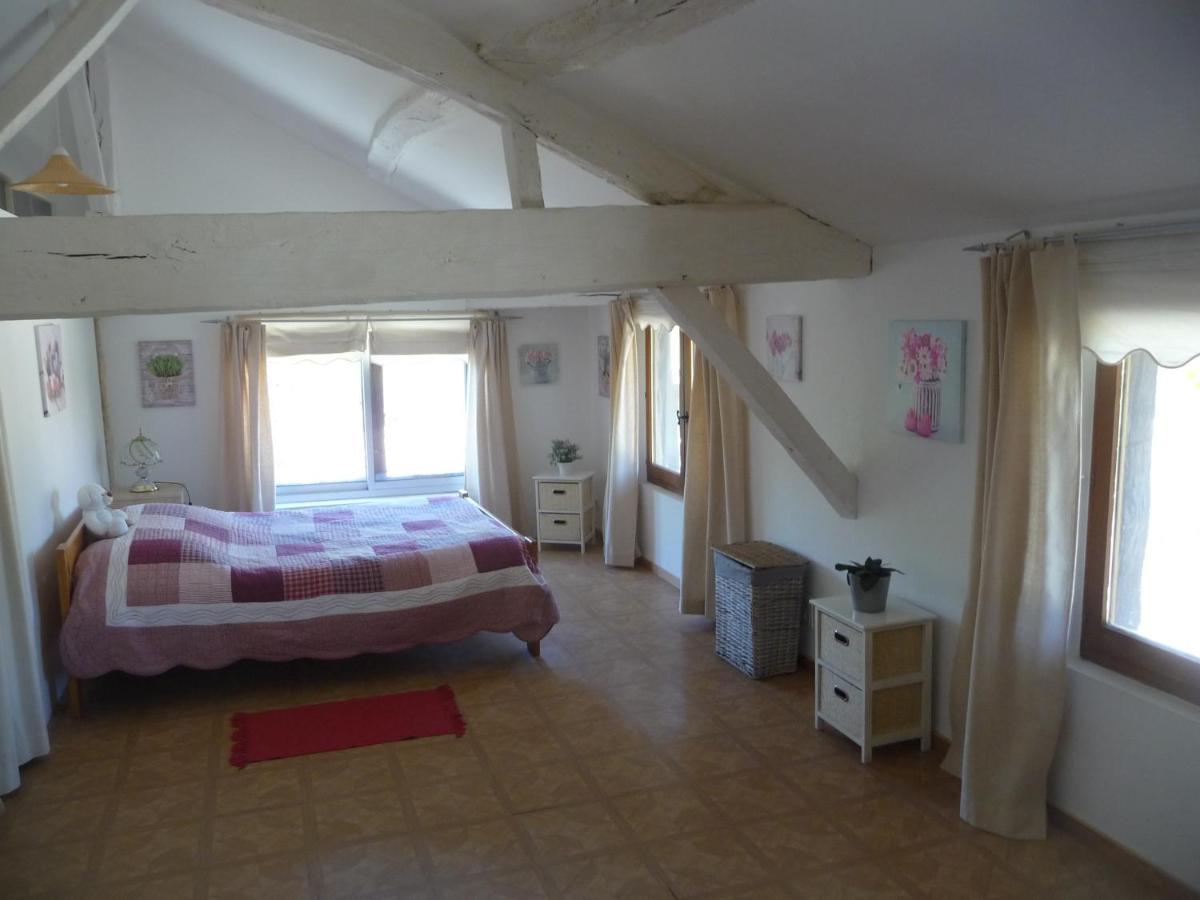 Bed and Breakfast Les Tuileries Ponteyraud Exterior foto